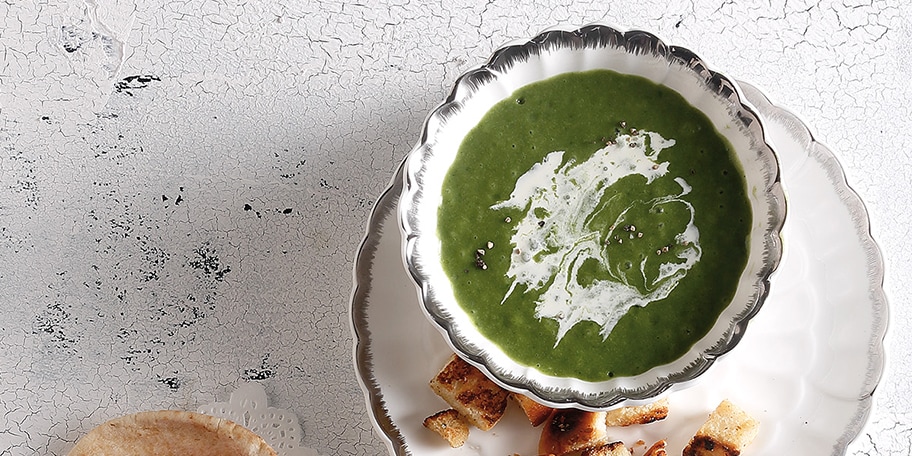 Πράσινη σούπα με αγριόσκορδο