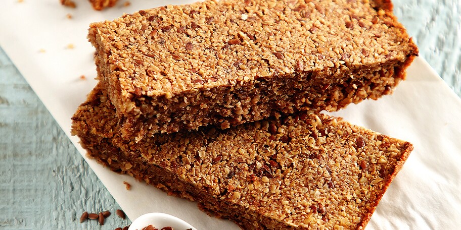 Σπιτικές μαλακές μπάρες με μήλο, καρύδι, μέλι και λάδι καρύδας