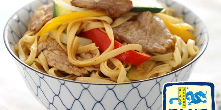 Xοιρινό Chow Mein και Νουντλς Αυγών