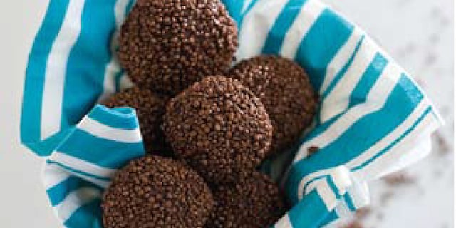 Τρουφάκι με ξηρούς καρπούς