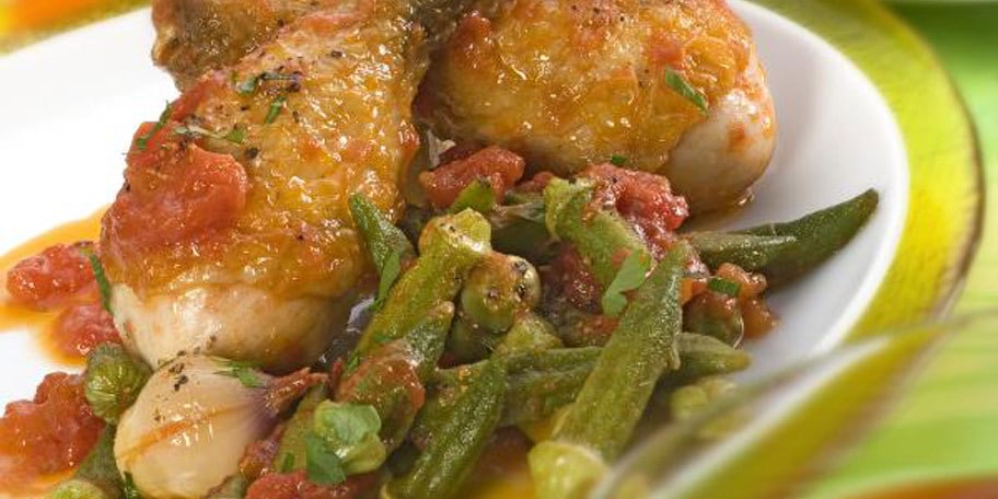 Κοτόπουλο με μπάμιες