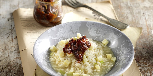 Ριζότο με σάλτσα ξερών σύκων και χουρμάδων