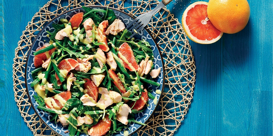 Σαλάτα με σολομό και γκρέιπφρουτ