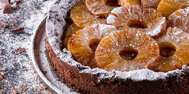 Τάρτα με σοκολάτα γάλακτος, τζίντζερ και ανανά