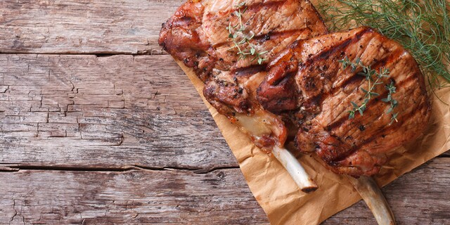 Χοιρινό στη σχάρα