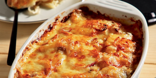 Πατάτες ντοφινουά, με γραβιέρα