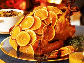 Γαλοπούλα πορτοκαλένια, γεμιστή με ξερά φρούτα και κινόα