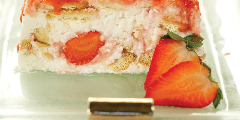 Τερινά με γιαούρτι & φράουλες