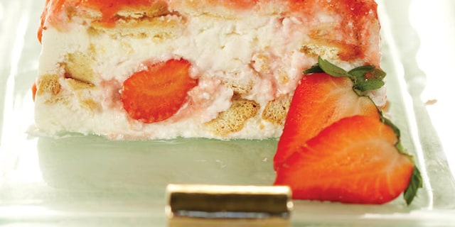 Τερινά με γιαούρτι & φράουλες