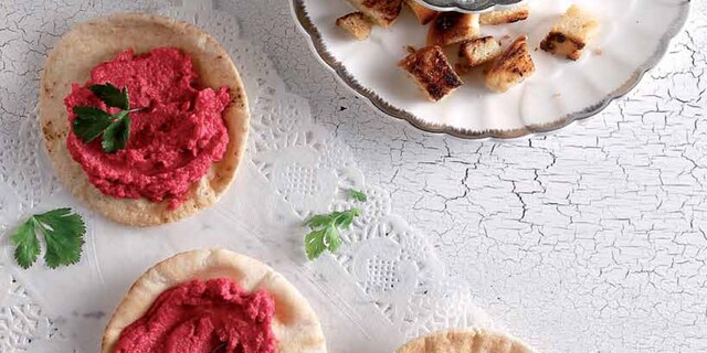 Χούμους με πατζάρι