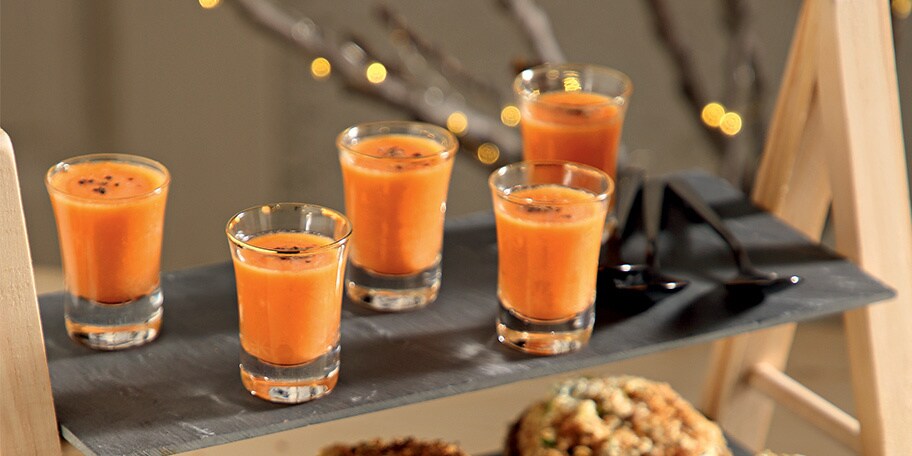 Σφηνάκια με σούπα από γλυκοπατάτα και άρωμα κανέλας