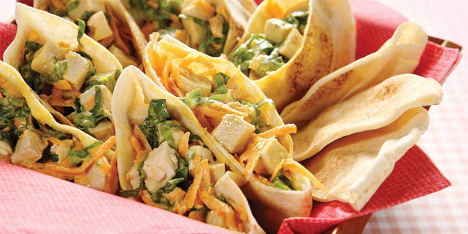 Τσεπούλες γεμιστές με κοτόπουλο και λαχανικά