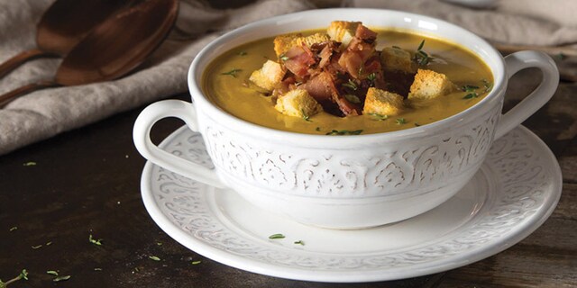 Σούπα από κολοκύθα με κάστανα, μπέϊκον και κρουτόν