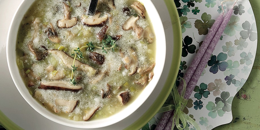 Χορτοφαγική μαγειρίτσα με μανιτάρια