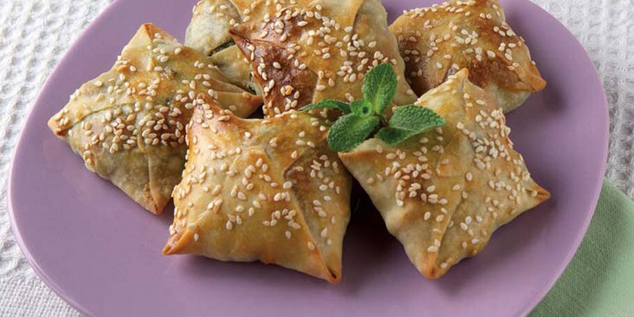 Κρεμμυδοκαλτσούνια με φέτα