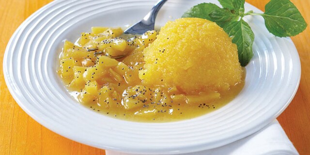 Κοκτέιλ ροδάκινων με σορμπέ ροδάκινου