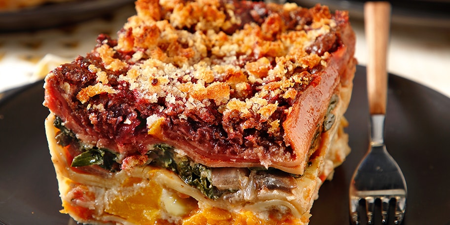 Λαζάνια λαχανικών με μπεσαμέλ από γάλα αμυγδάλου