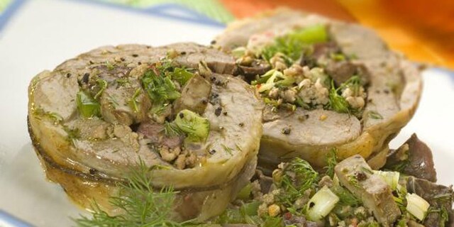 Aρνάκι μπούτι γεμιστό