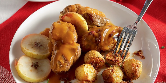 Πατατούλες με μυρωδικά και κρούστα παξιμαδιών