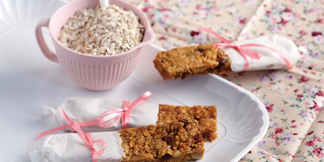 Μπάρες Δημητριακών με ταχίνι και βρώμη