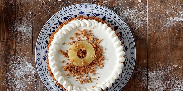 Τούρτα Αμυγδάλου με Ανανά