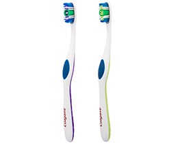 COLGATE | Οδοντόβουρτσα 360 Μέτρια 2 Τεμάχια 1+1 Δώρο