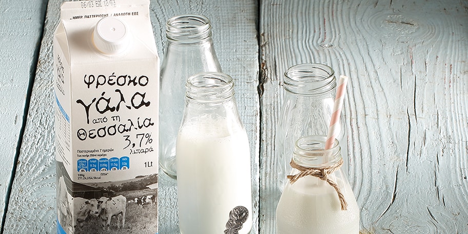 Γάλα αρωματισμένο με κανελογαρίφαλα