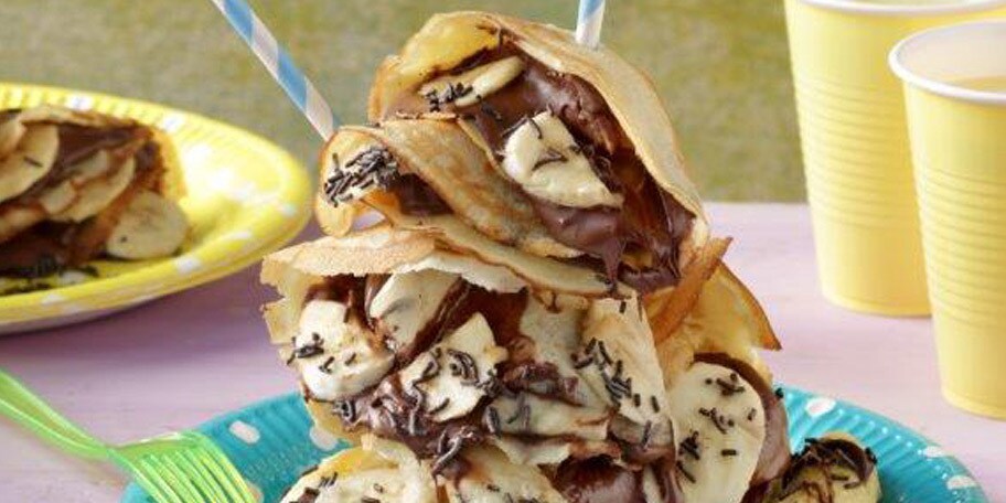 Μίνι κρέπες με μπανάνες και τρούφα σοκολάτας