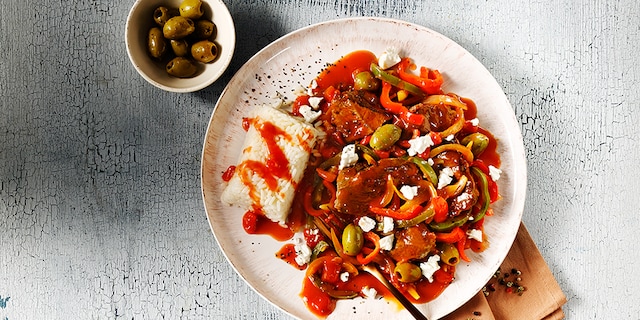 Μοσχάρι με Ελιές και Φέτα