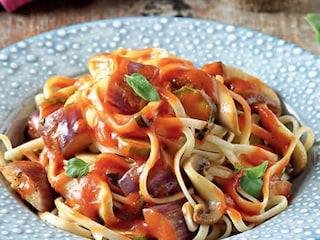 Καλοκαιρινή μακαρονάδα με λαχανικά