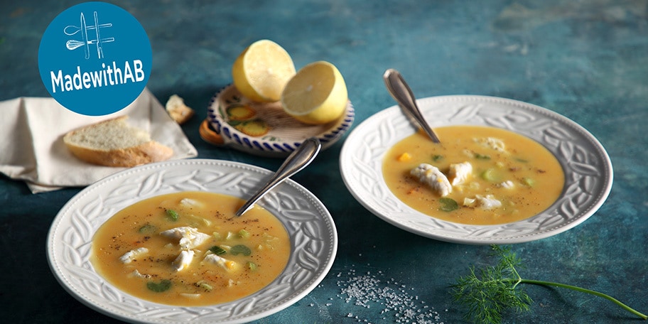 Ψαρόσουπα με Φέτες Μπακαλιάρου, Λαχανικά και Άρωμα Πορτοκαλιού