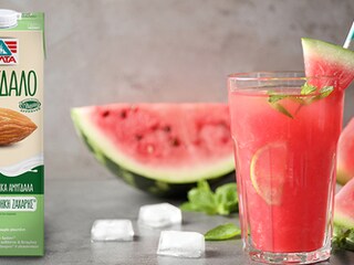 Smoothie με Καρπούζι και Ρόφημα Αμυγδάλου