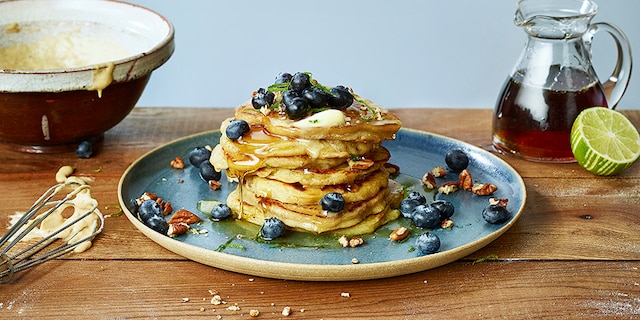 Αφράτα pancakes με Arla φρέσκο τυρί κρέμα