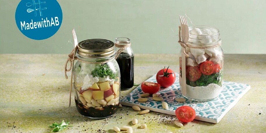 Δροσιστικά  & λαχταριστά salad jars για την παραλία