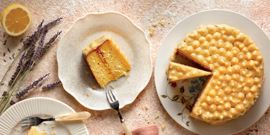 Lemon velvet cake