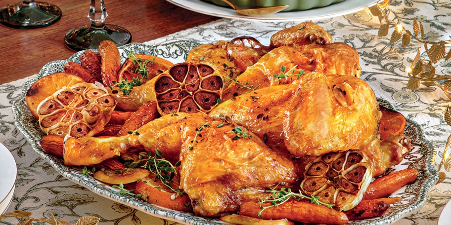 Όρνιθα ψητή με λεμονάτη σάλτσα και γκρατέν πατάτας